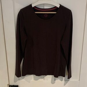 Long sleeve knit top